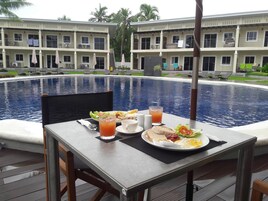 Desayuno continental todos los días (con cargo)