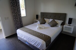 Minibar, in-room safe, desk, soundproofing