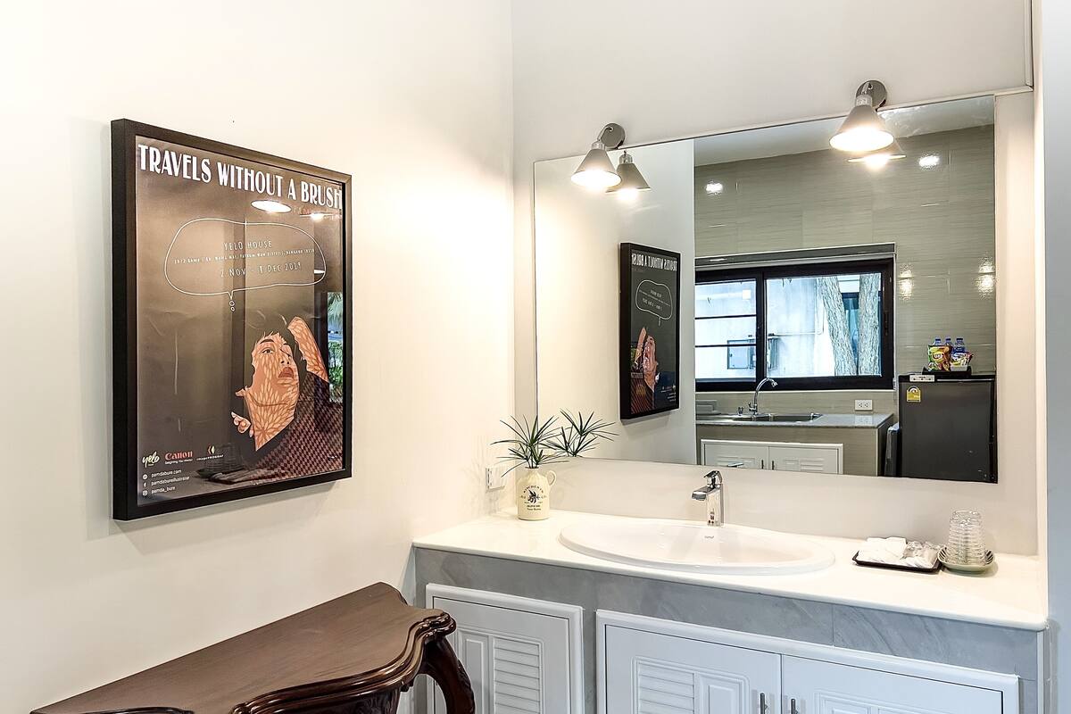 design suite | living area | 26-inch led tv with digital channels, tv