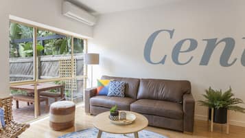 3 Bedroom House with 2.5 Bathrooms | Living room | Flat-screen TV, DVD player