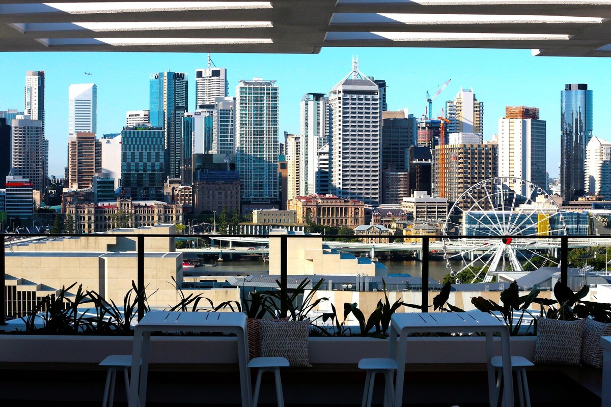 Opera Apartments South Brisbane