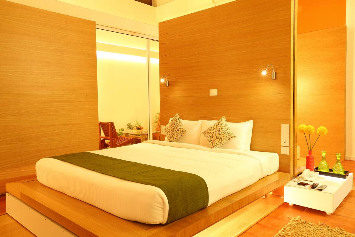 Luxury Suite | 1 dormitorio, minibar, caja fuerte y escritorio