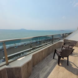 Deluxe Double Room, Jetted Tub, Sea View | Beach/ocean view