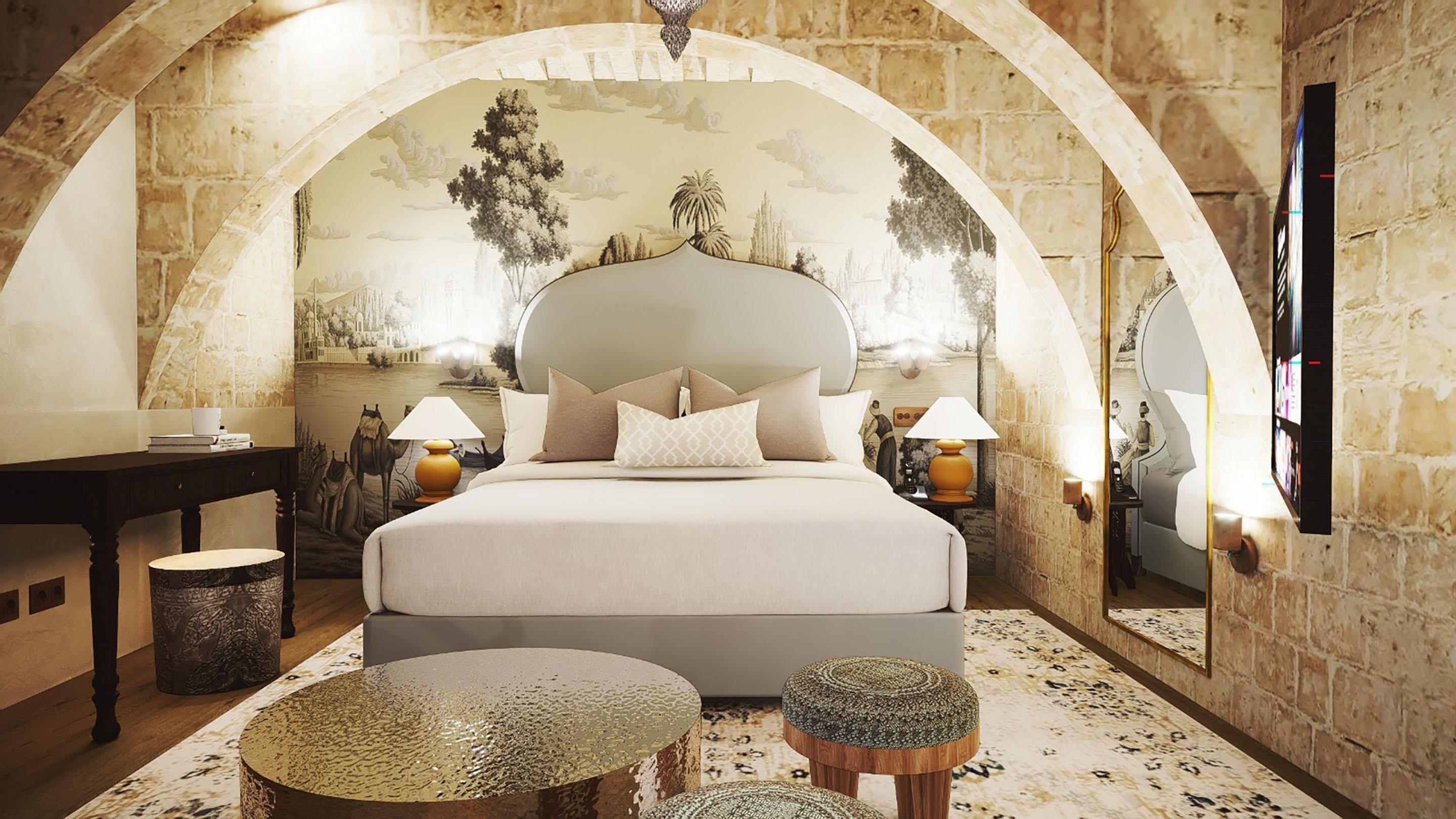 Caja de seguridad en la habitación y tabla de planchar con plancha 