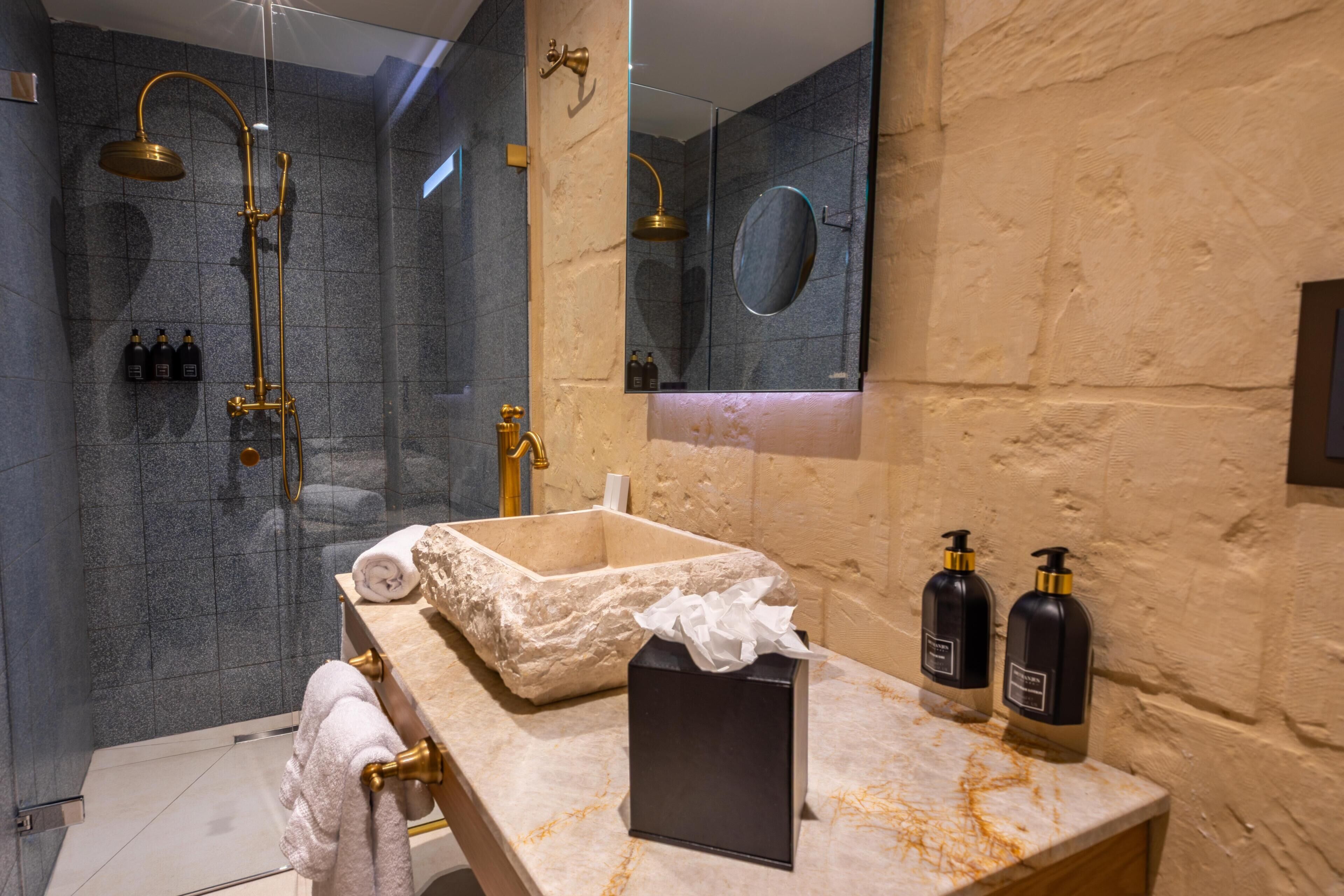 Photo - The Vincent Boutique Suites