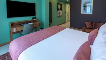 Free minibar, in-room safe, blackout drapes, iron/ironing board