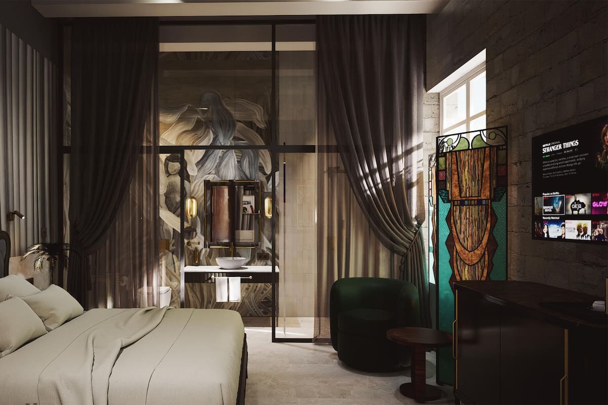 Deluxe Room, 1 King Bed, Non Smoking | Free minibar, in-room safe, blackout drapes, iron/ironing board
