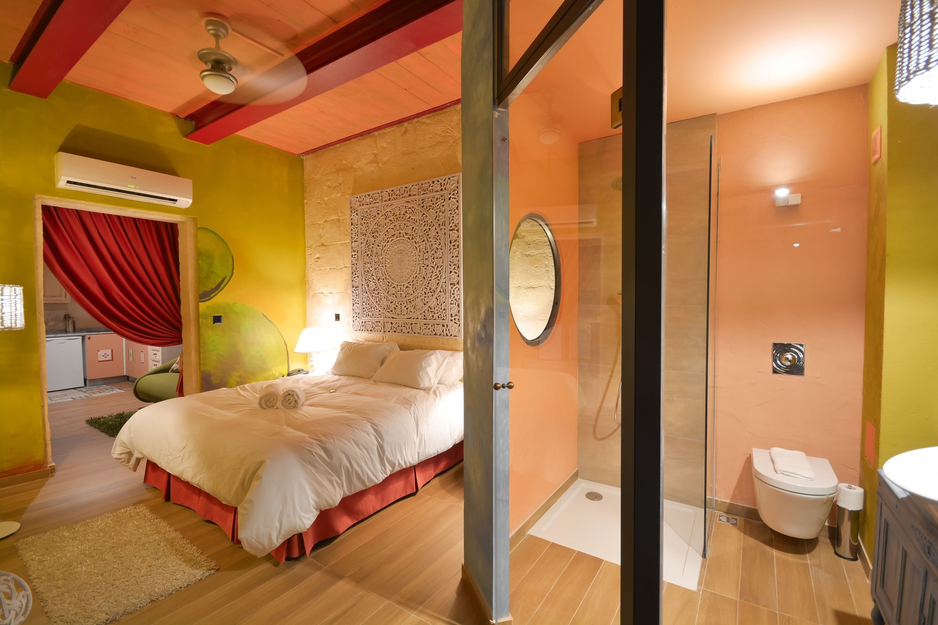 1 bedroom, in-room safe, iron/ironing board, free wifi