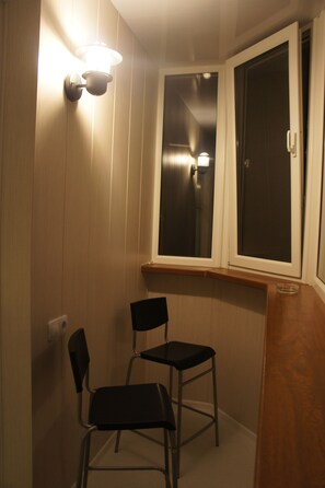 Superior Apartment, 1 bedroom, 2 single beds | Balcony - Astoria Club (Oryol)
