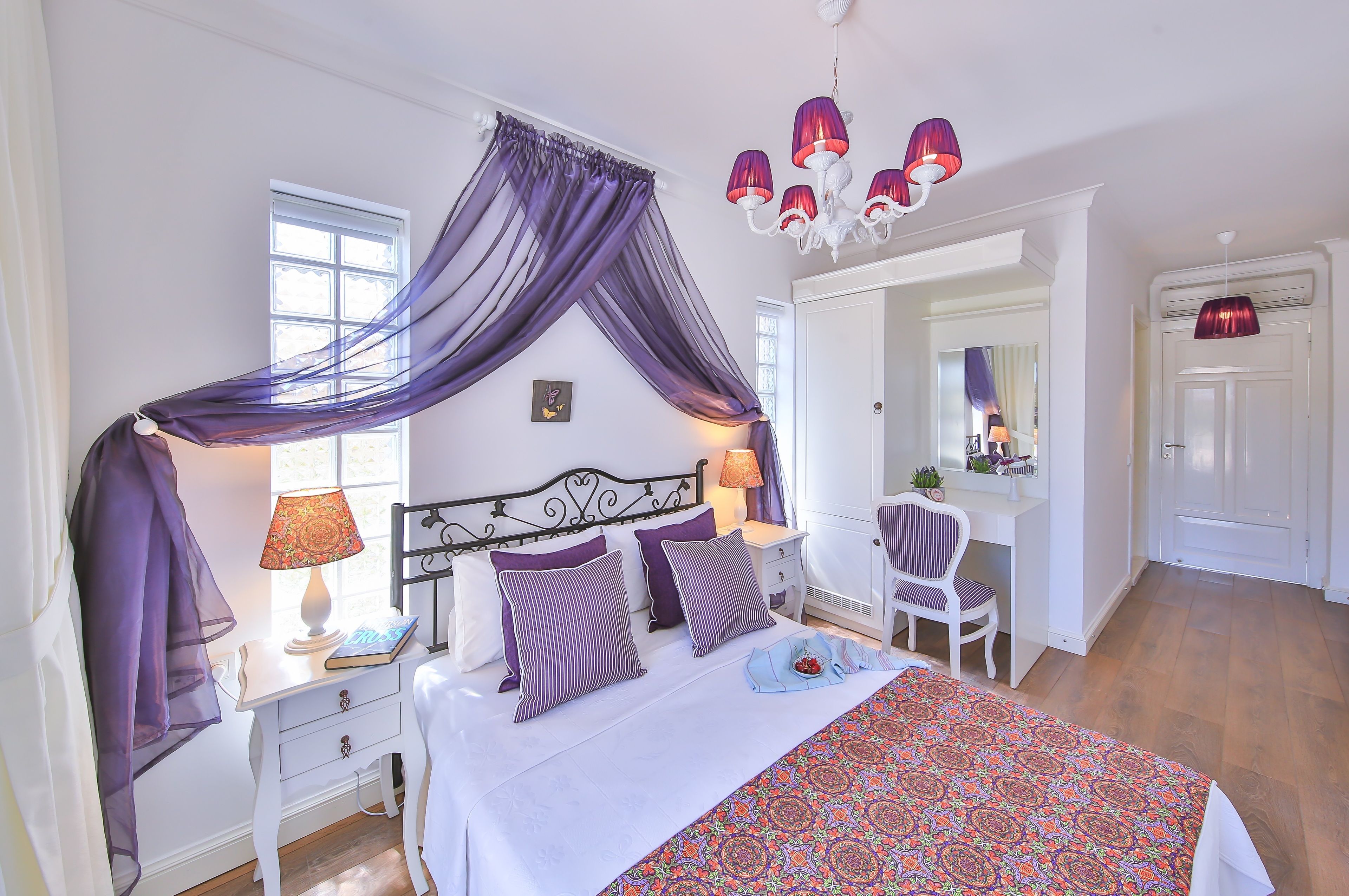 superior room | minibar, desk, soundproofing, rollaway beds