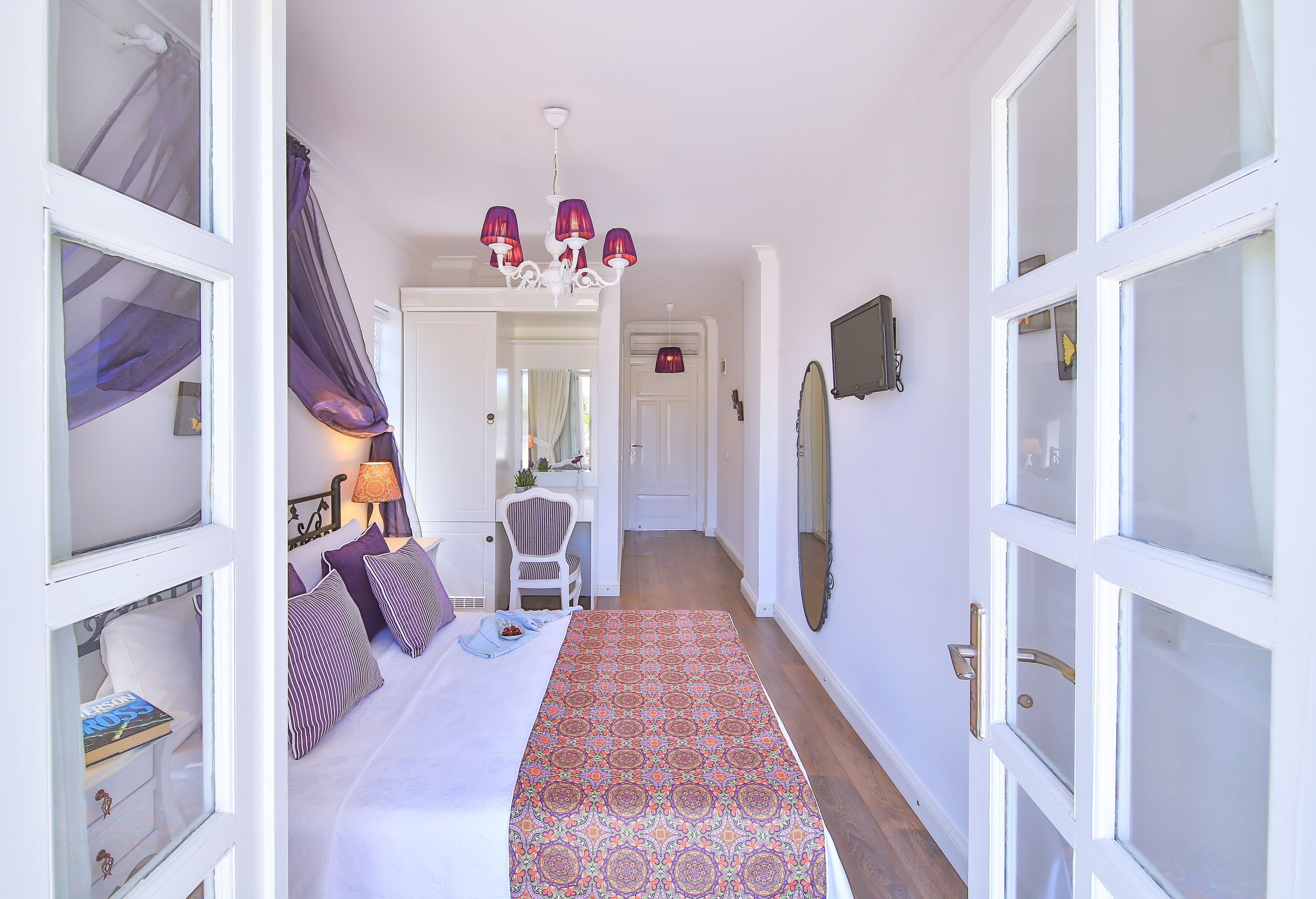 superior room | minibar, desk, soundproofing, rollaway beds