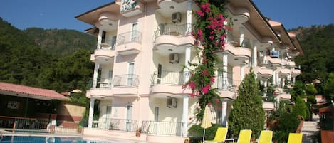Façade de lâhĂ©bergement