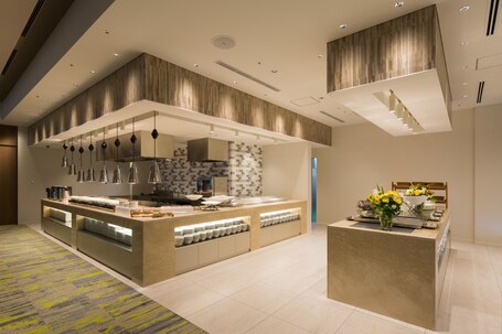 Nippon Seinenkan Hotel - view 2