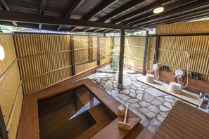 Traditional-Zimmer (with Open Air Bath-Japanese futon mat) | Komfortbadewanne