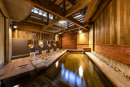 Spa. ETAVIA YUFUIN Kinrinko