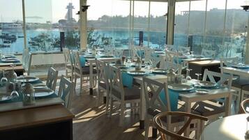 2 restaurants, breakfast, lunch, dinner served; Turkish cuisine