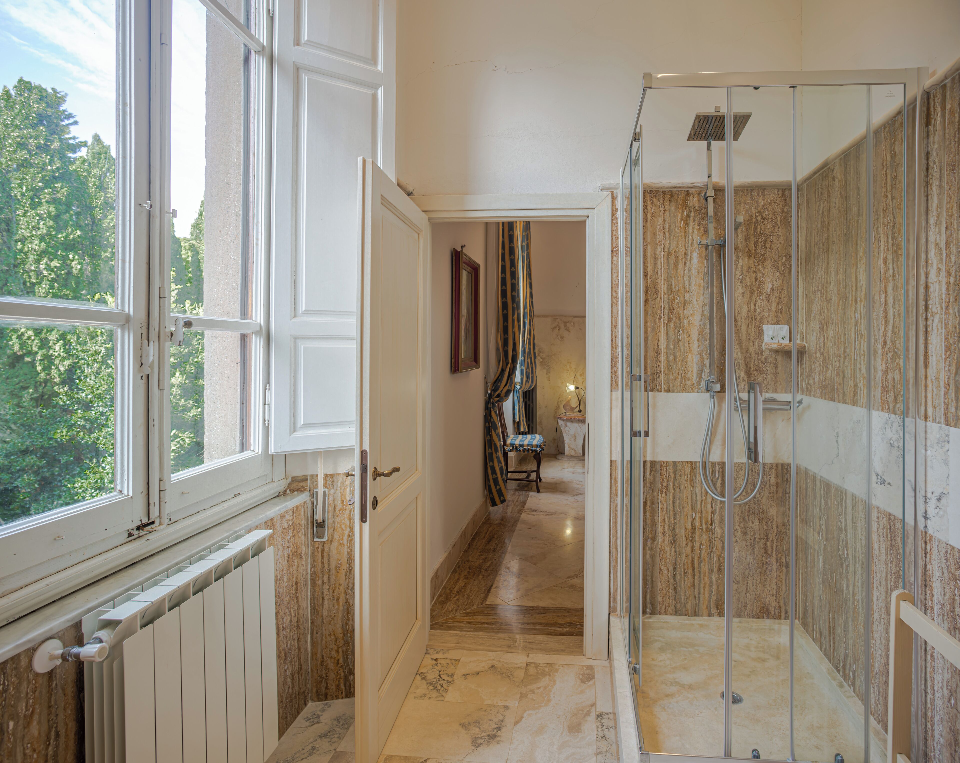 Doppia Classic | Bagno | Doccia, set di cortesia gratuito, asciugacapelli, bidet