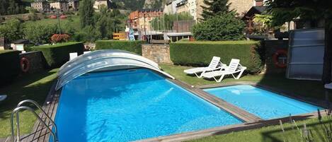 Seasonal outdoor pool