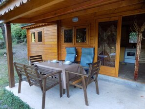 Terrace/patio - Camping Manso Coguleras (Santa Pau)