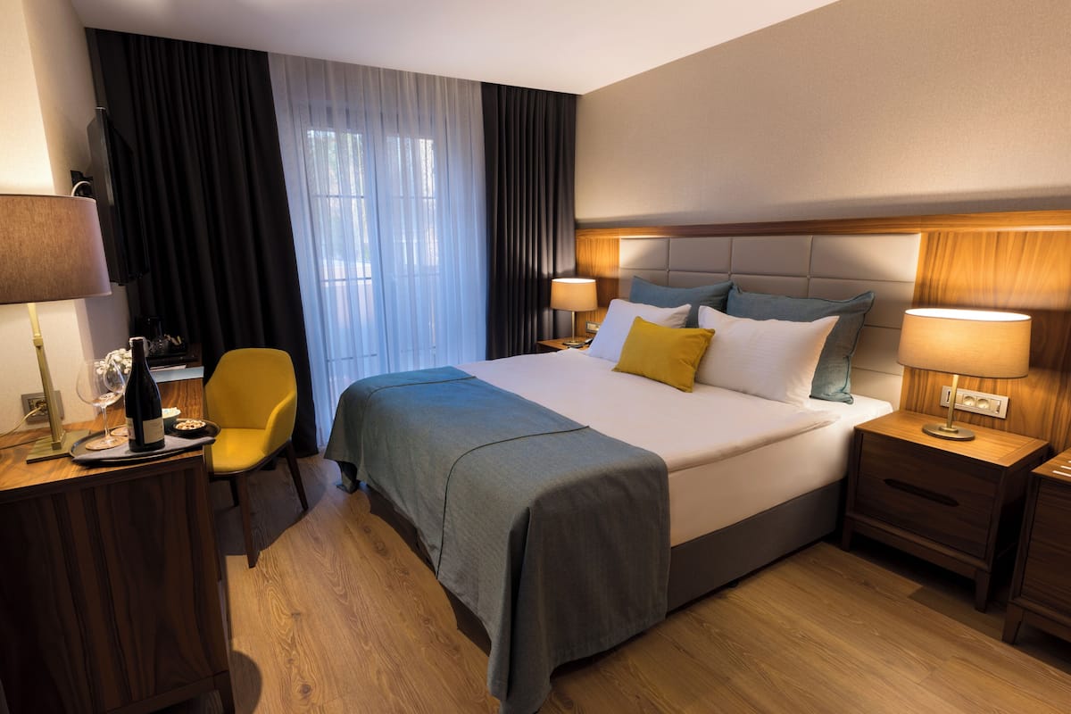 Standaard kamer, 1 twee- of 2 eenpersoonsbedden | Luxe beddengoed, een minibar, een kluis op de kamer