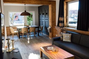 Townhome, 3 Bedrooms, Mountain View, Garden Area | 1 bedroom, in-room safe, desk, soundproofing - Die Hütten 550 üNN (Braunlage)