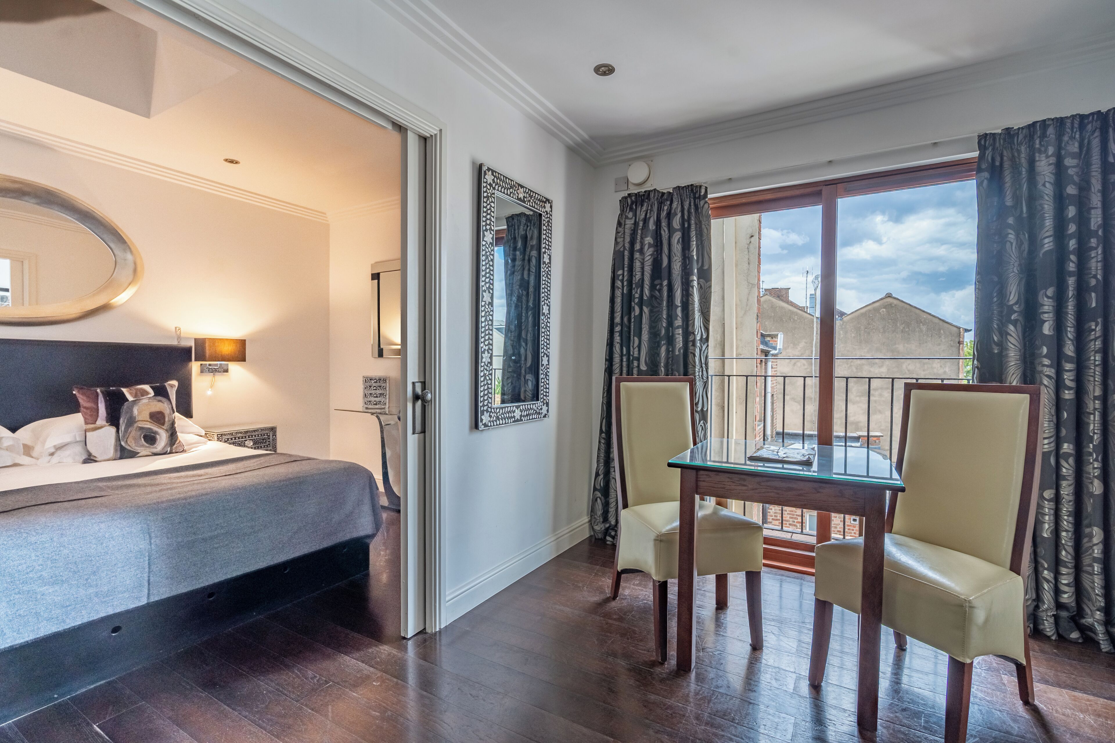 Suite de diseño, no fumadores, balcón (Tuscany) | Tabla de planchar con plancha, wifi gratis, ropa de cama