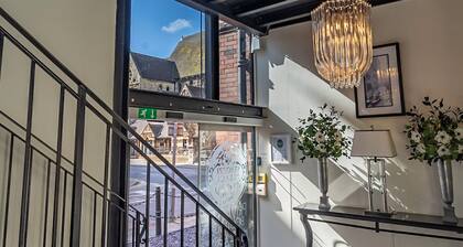 Strozzi Palace Suites by Mansley