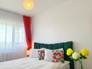 Familienapartment, 1 Queen-Bett und Schlafsofa | 1 Schlafzimmer, hochwertige Bettwaren, Schreibtisch