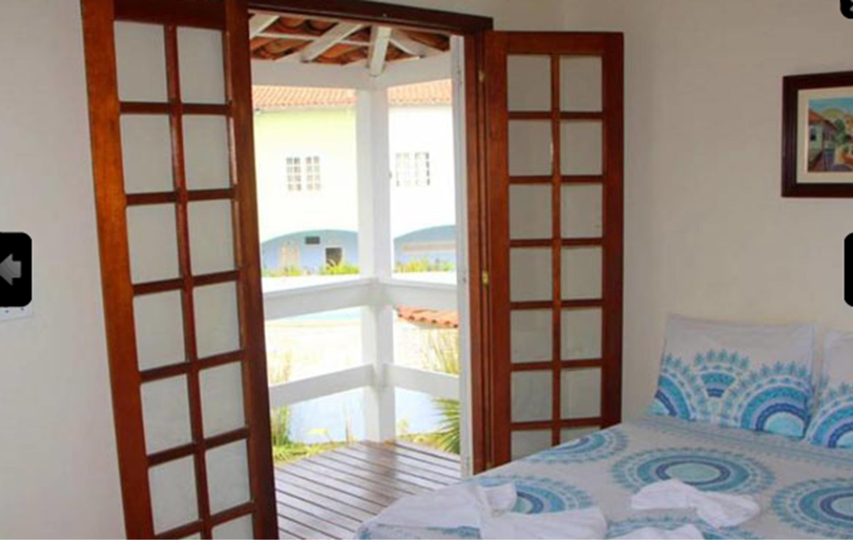 Minibar, wifi gratis y ropa de cama 