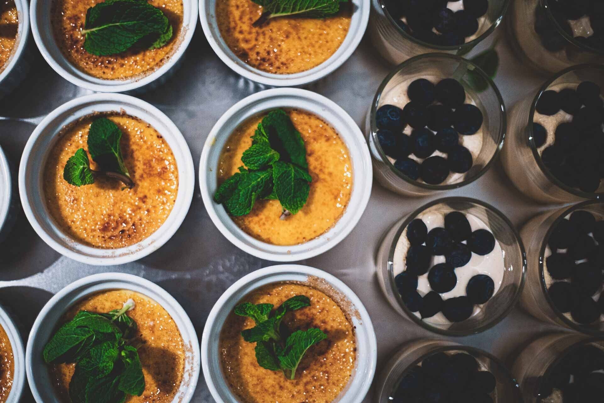 breakfast and dinner served, italian cuisine