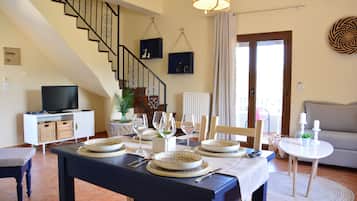 Appartement, vue piscine | Coin séjour