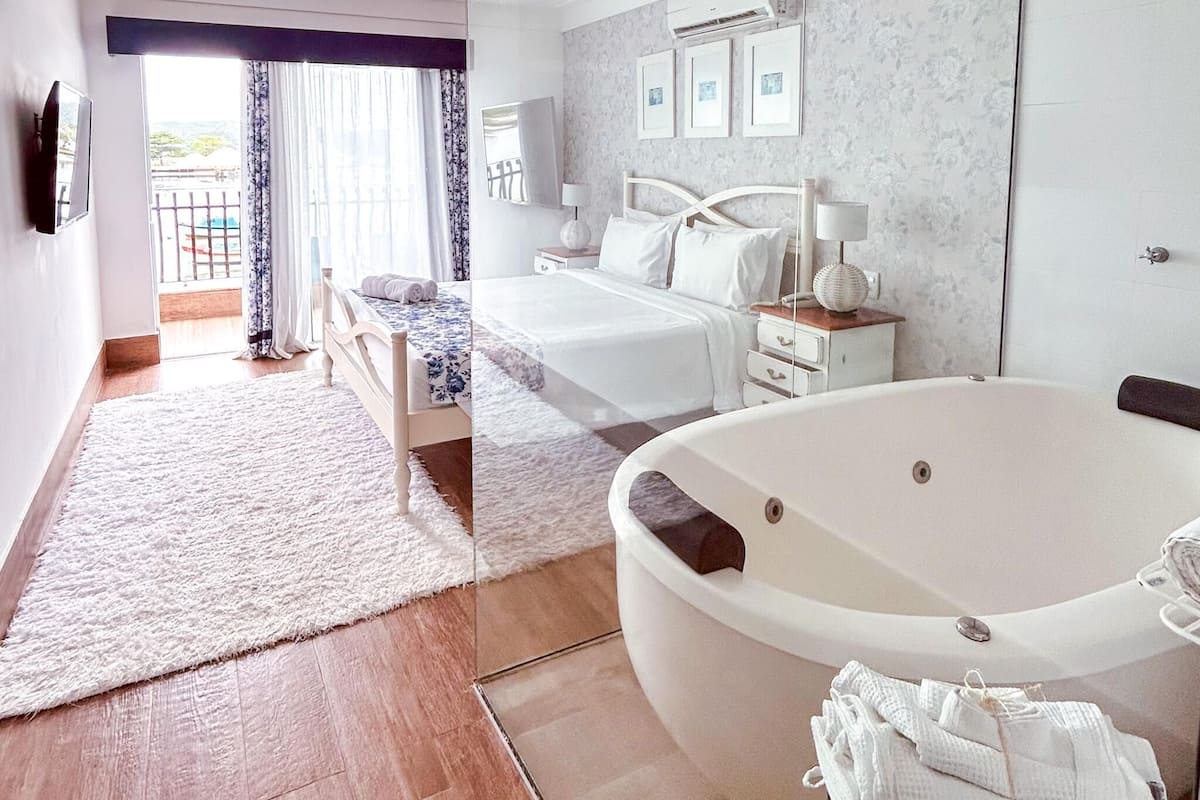 1 Schlafzimmer, Schreibtisch, Verdunkelungsvorhänge