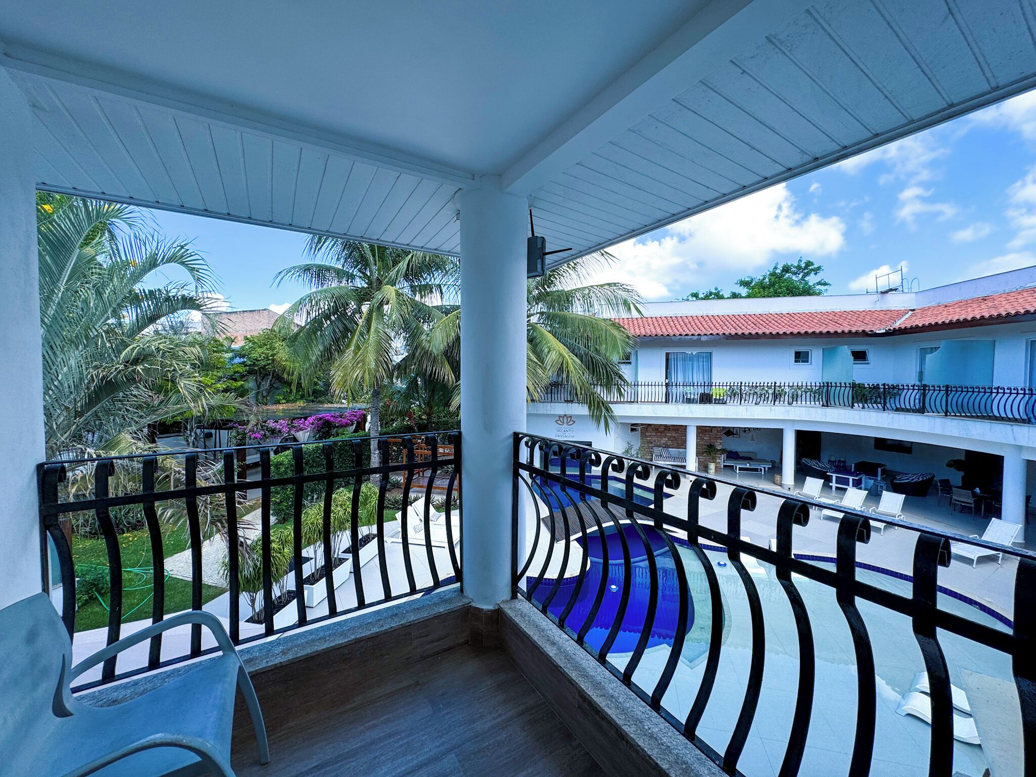 Deluxe Room, 1 Queen Bed, Pool View | Desk, blackout curtains, iron/ironing board, free WiFi