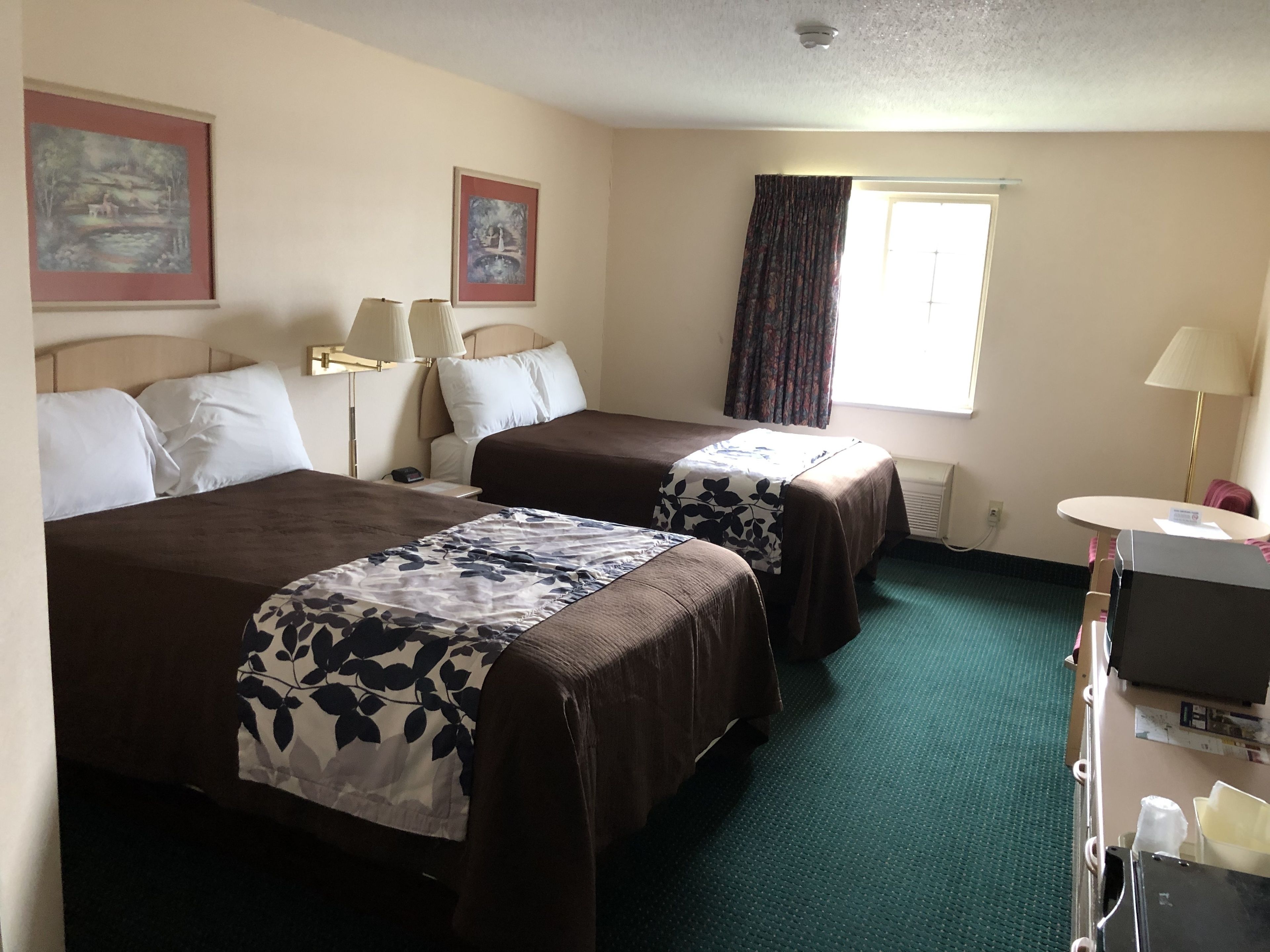 Basic Double Room, 2 Double Beds