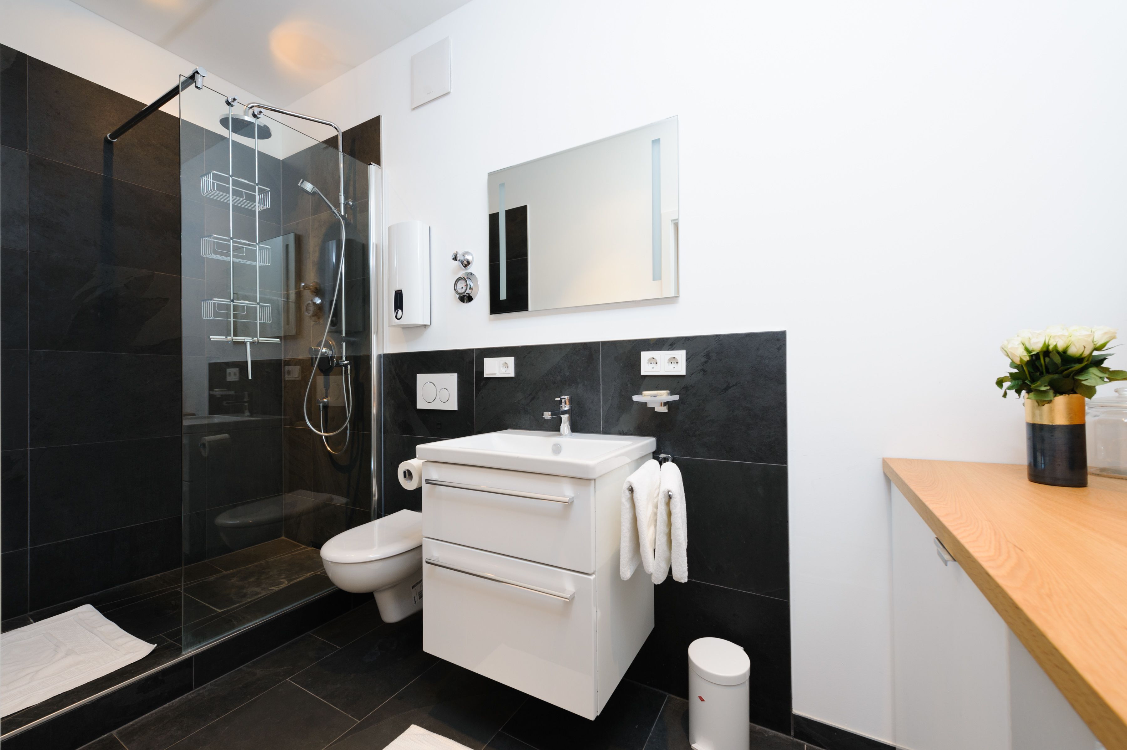 City-Apartment, 2 Schlafzimmer, Küche | Badezimmer | Dusche, kostenlose Toilettenartikel, Haartrockner, Handtücher