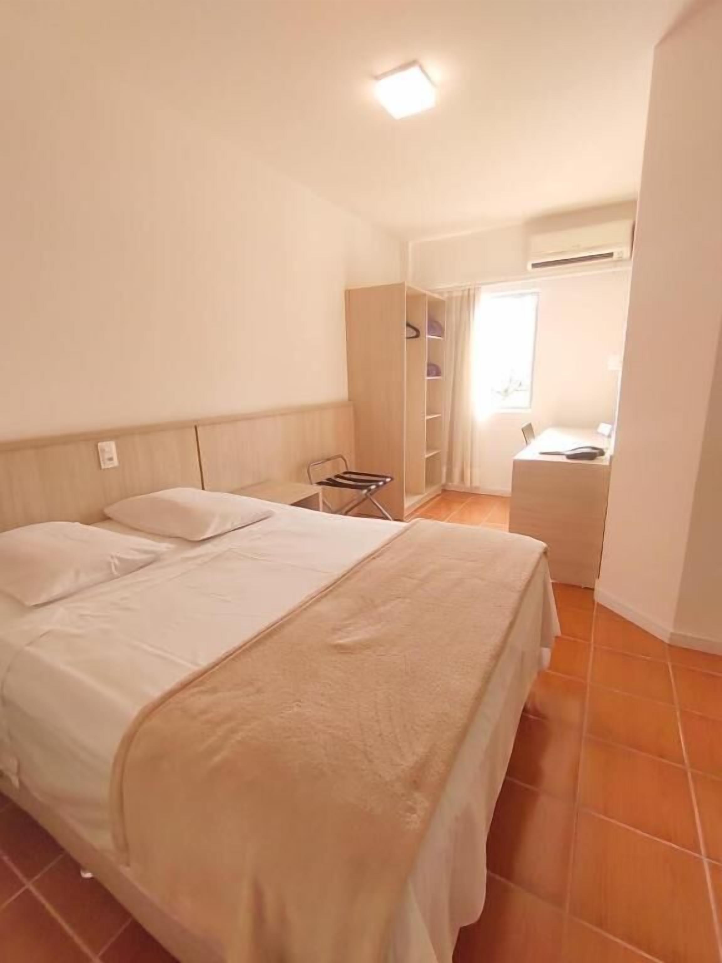 executive room, 1 double bed | 1 bedroom, in-room safe, desk, blackout curtains