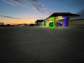 Front of property - Lovington Inn (Lovington)