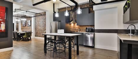 Apartamento panorâmico, 3 quartos, vista para a cidade (785) | 1 quarto, escrivaninha, quartos à prova de som