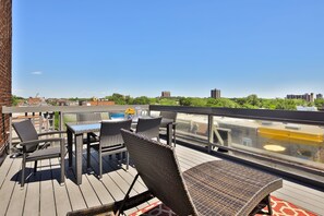 Panoramic Penthouse, 2 Bedrooms, Park View (789) | Balcony view - Les Lofts du Mont Royal (Montreal)