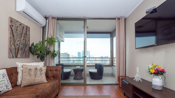 Apartment, 2 Bedrooms | Living room