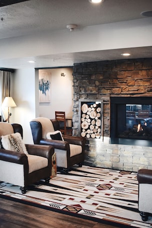 Lobby. 1872 Inn - Adults Exclusive