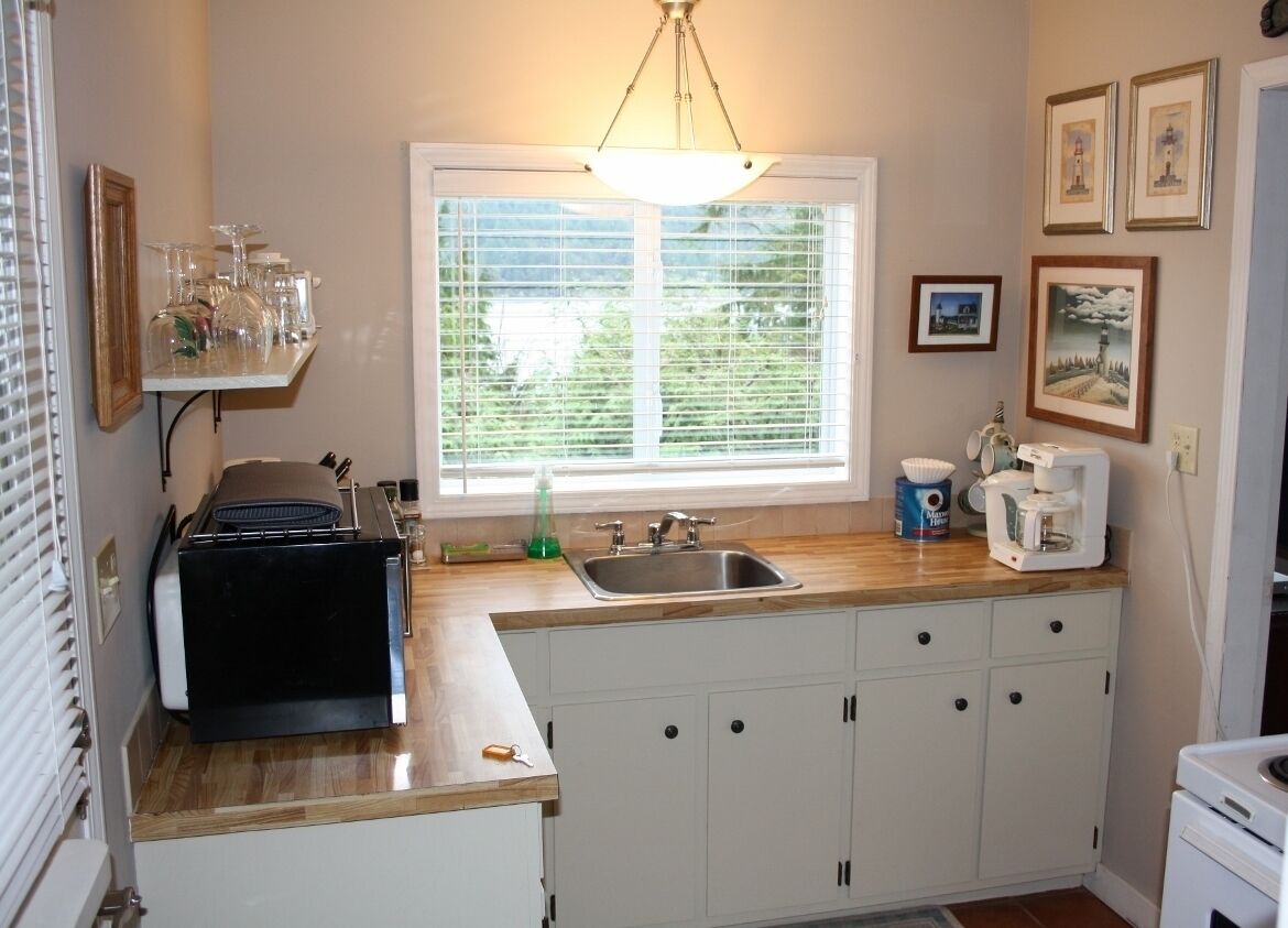 Top 10 PetFriendly In Salt Spring Island, Canada