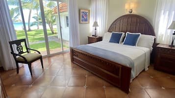 5 chambres, coffres-forts dans les chambres, fer et planche Ă repasser