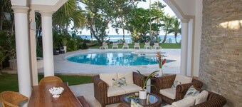 On The Beach Luxury Mediterranean Villa . Gated Community Partial or full staff
