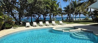 On The Beach Luxury Mediterranean Villa . Gated Community Partial or full staff