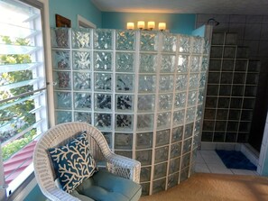Interior - Must see! Spectacular Direct Oceanfront Corner Unit  (Kailua-Kona)