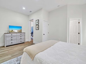 6 habitaciones, tabla de planchar con plancha y wifi gratis