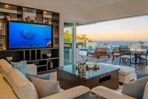 Smart TV, DVD player, books, stereo