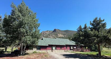 Perfect Home for Large Family Gatherings in South Fork/Creede Colorado all year