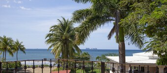 4 BR/4 BA, Pool, Ocean View, Steps from the Beach, Reduced Rates